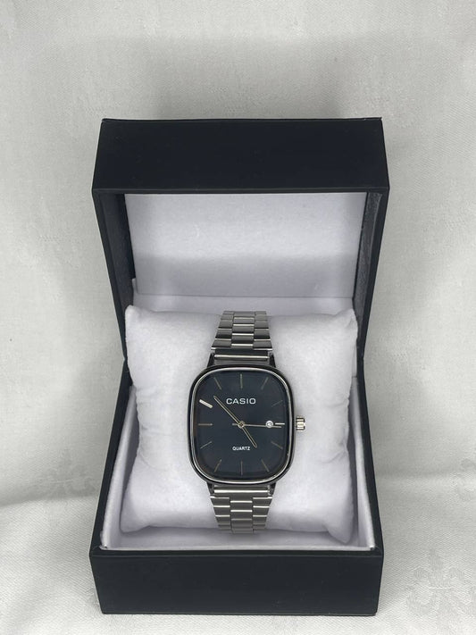 CASIO HOMMES CARRÉ ACIER