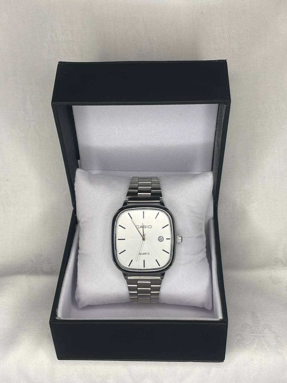 CASIO HOMMES CARRÉ ACIER