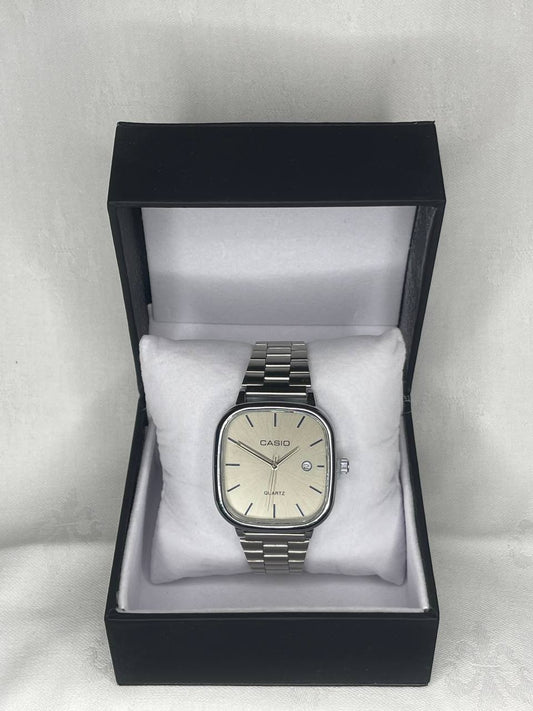 CASIO HOMMES CARRÉ ACIER